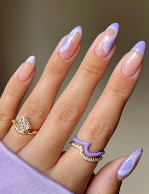 Tendência de unhas digital lavender alem dela